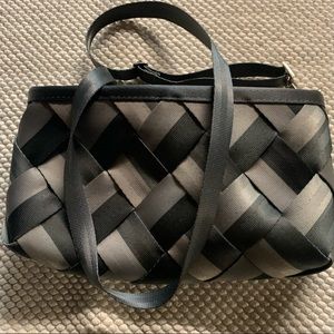 Harveys Seatbelt Bags Plaza convertible clutch